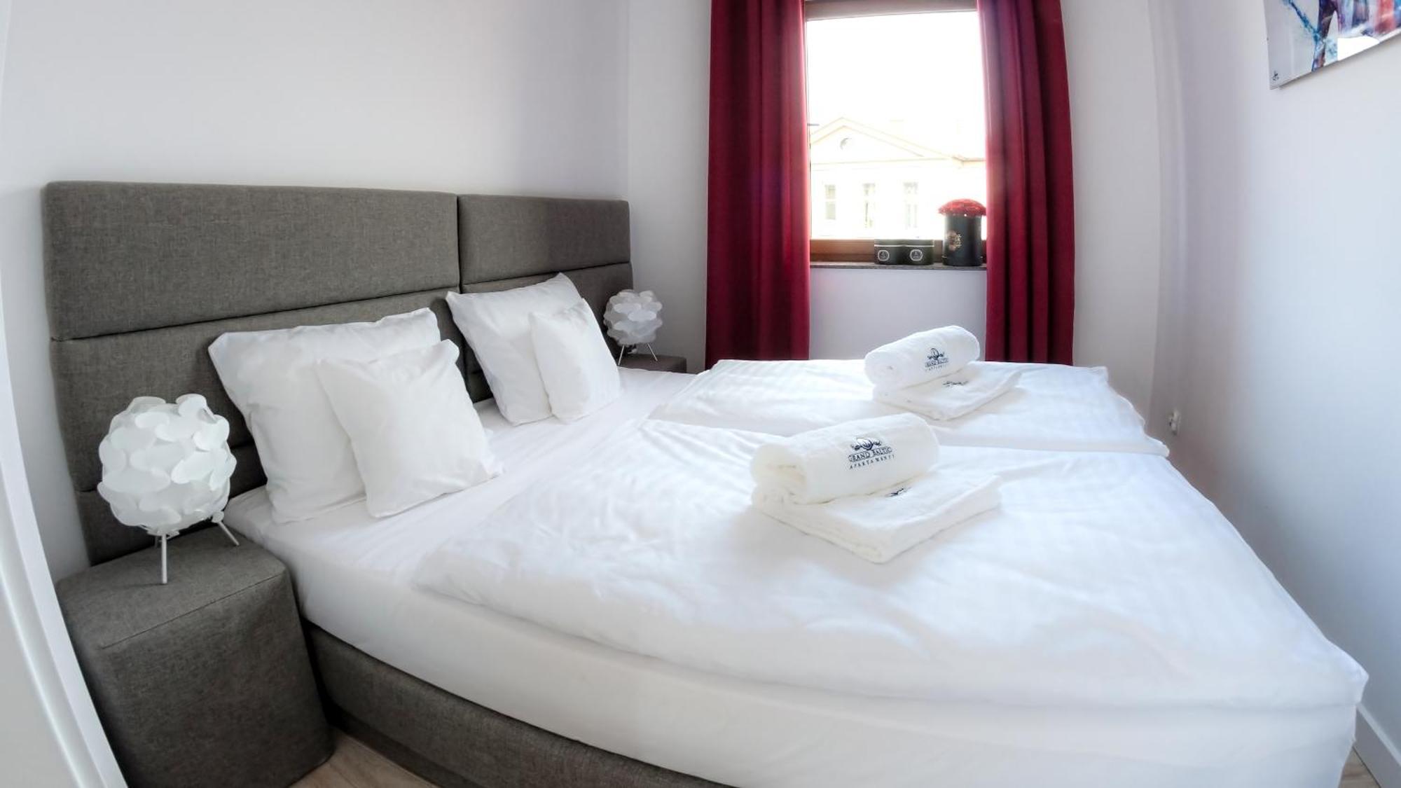 Apartamenty Baltyckie - Grand Baltic - Wifi, Klimatyzacja, Sala Zabaw, Taras Wypoczynkowy, Centrum Ustki Stolpmünde Exterior foto